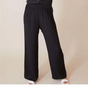 Numi flowing silky blend pant small